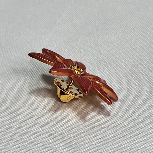 Poinsettia Red Flower Christmas Winter Holiday Pin Back Brooch Gold Tone Center - Picture 4 of 6